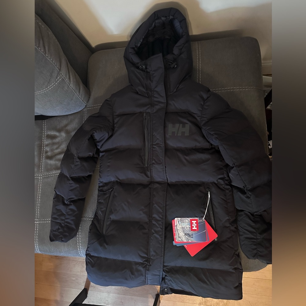 Women’s size Small Helly Hansen puffer jacket with toggle hood